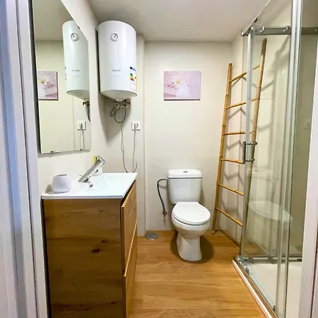 Апартаменты Home4u Eye Ii *